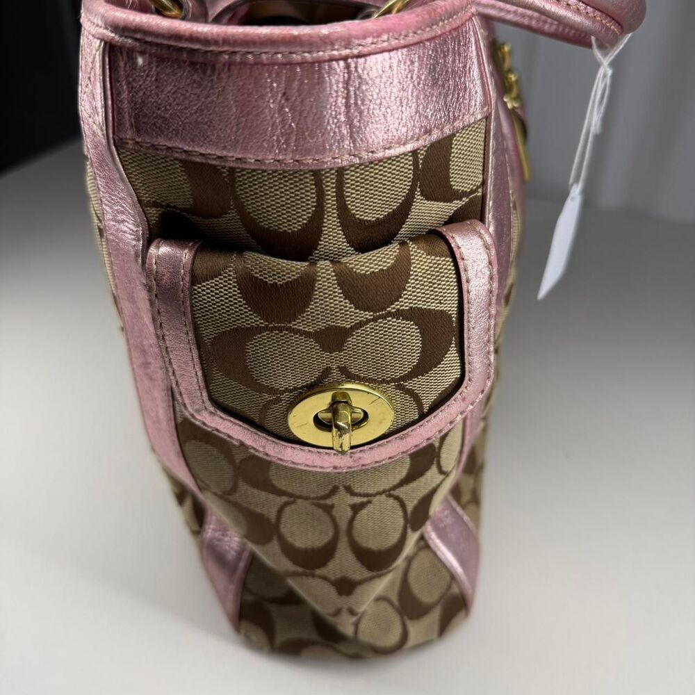 Coach Metallic Pink Shoulder bag - Picture 4 of 8